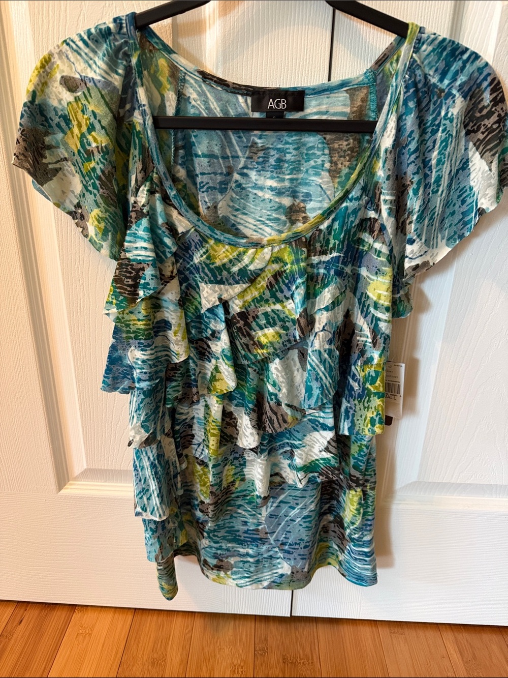 NWT AGB Teal Aqua Blue Abstract Cascading Ruffles Short Sleeve Blouse Sz Small